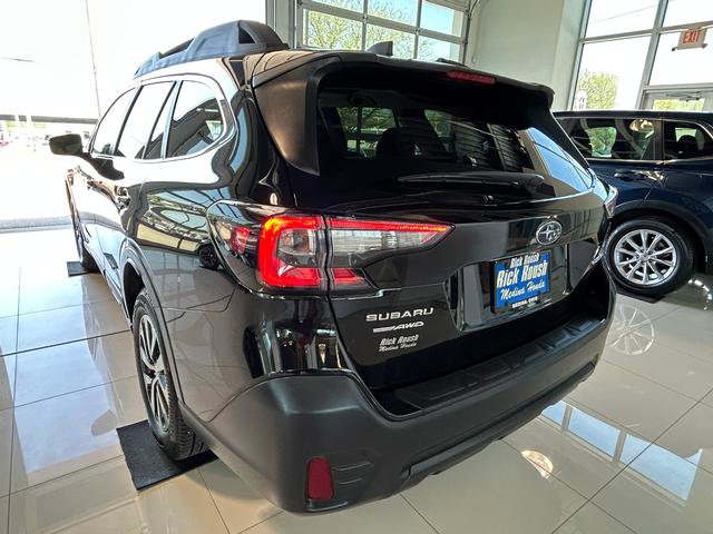 Used 2020 Subaru Outback Premium w/ Popular Package #1 AWD/4WD image 7