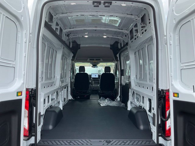 New 2026 Ford Transit 350 148 High Roof AWD image 6