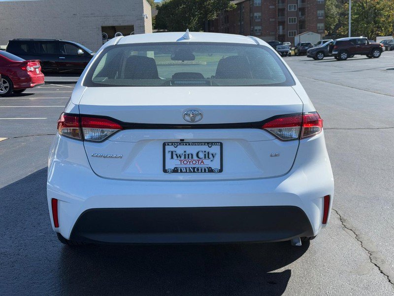 Certified 2023 Toyota Corolla LE image 4