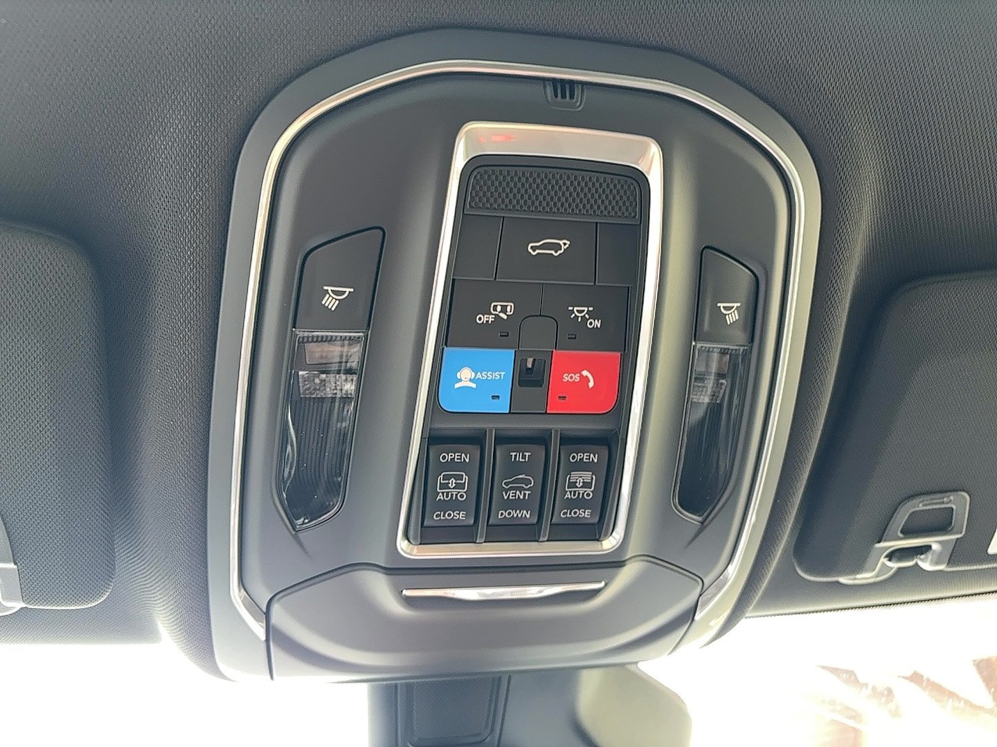 New 2026 Jeep Grand Cherokee Limited AWD/4WD image 32