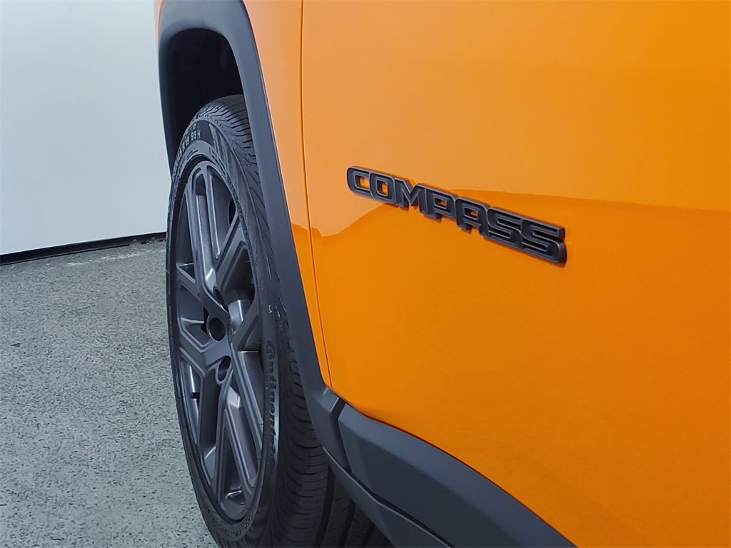 New 2026 Jeep Compass Limited image 9