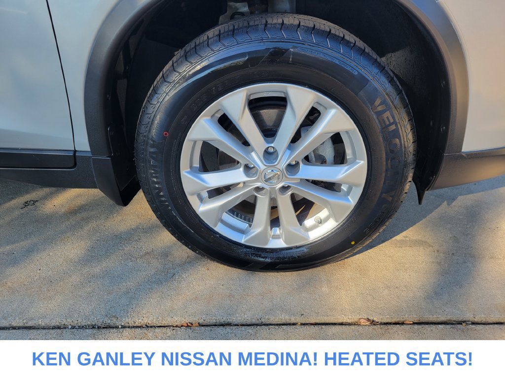 Used 2016 Nissan Rogue SV w/ SV Premium Package AWD/4WD image 22