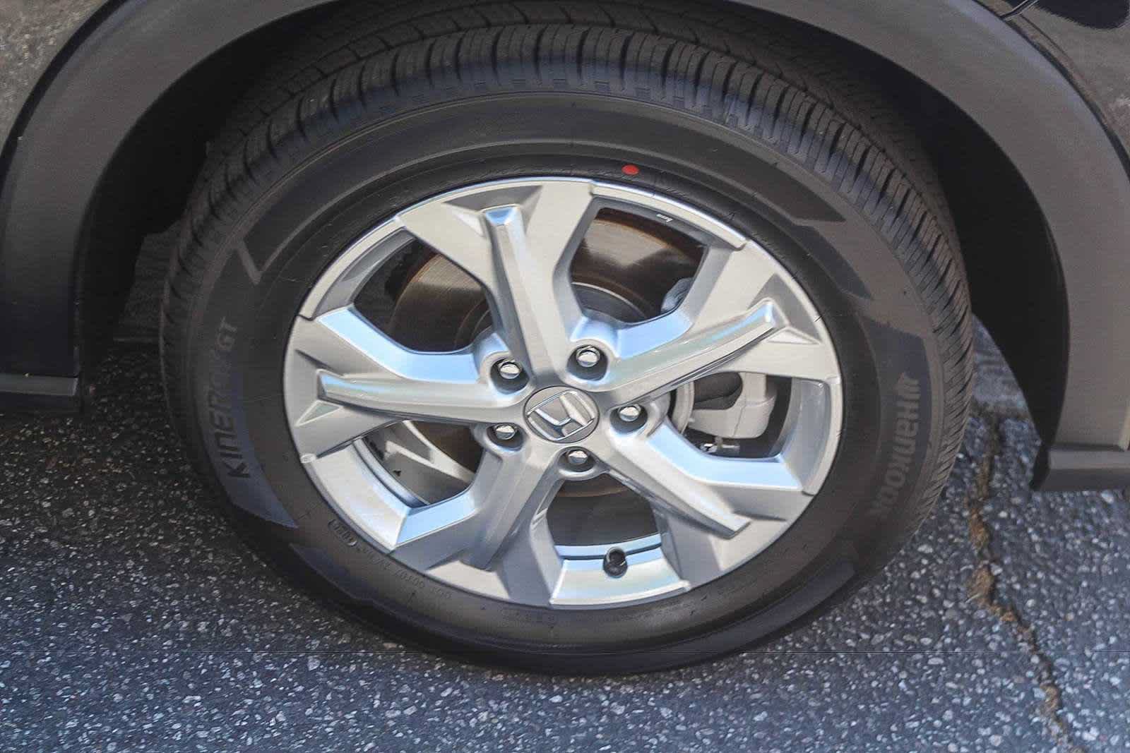 Used 2024 Honda HR-V LX image 10