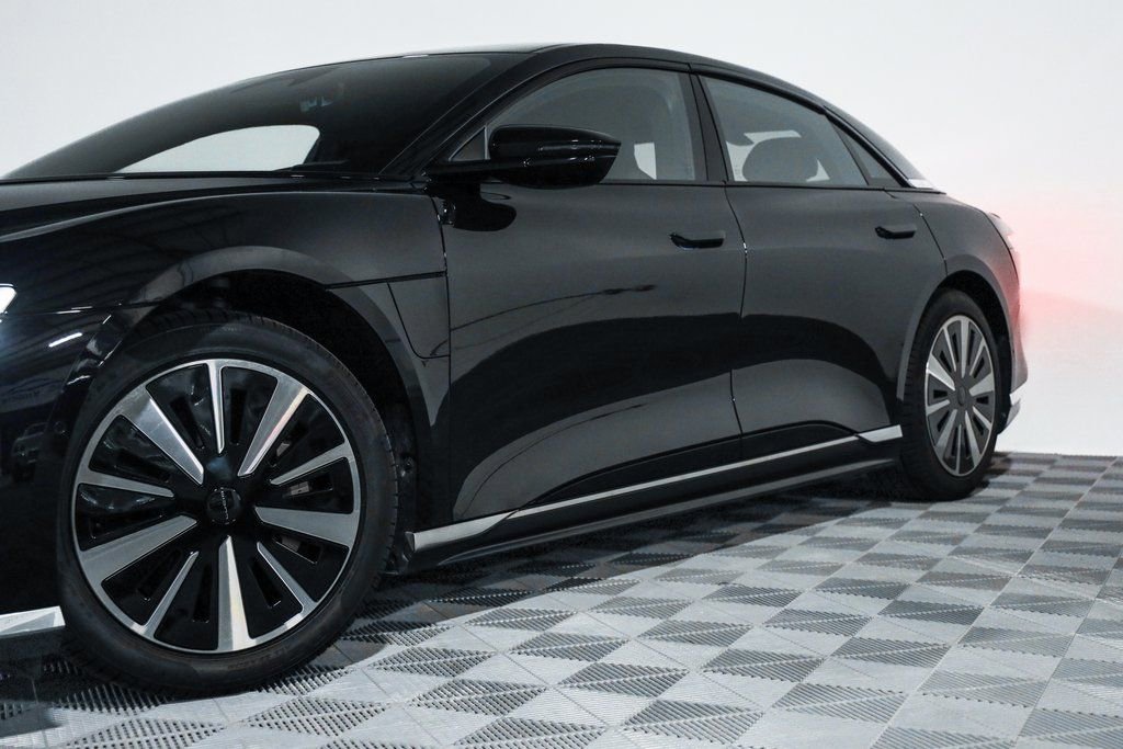 Used 2023 Lucid Air Pure image 3