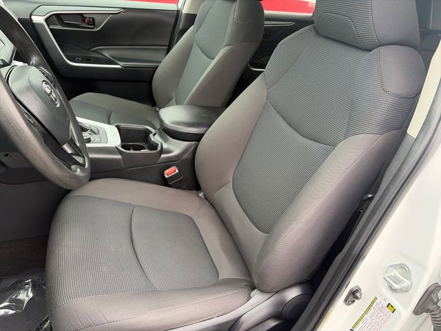 Used 2023 Toyota RAV4 LE AWD/4WD image 34