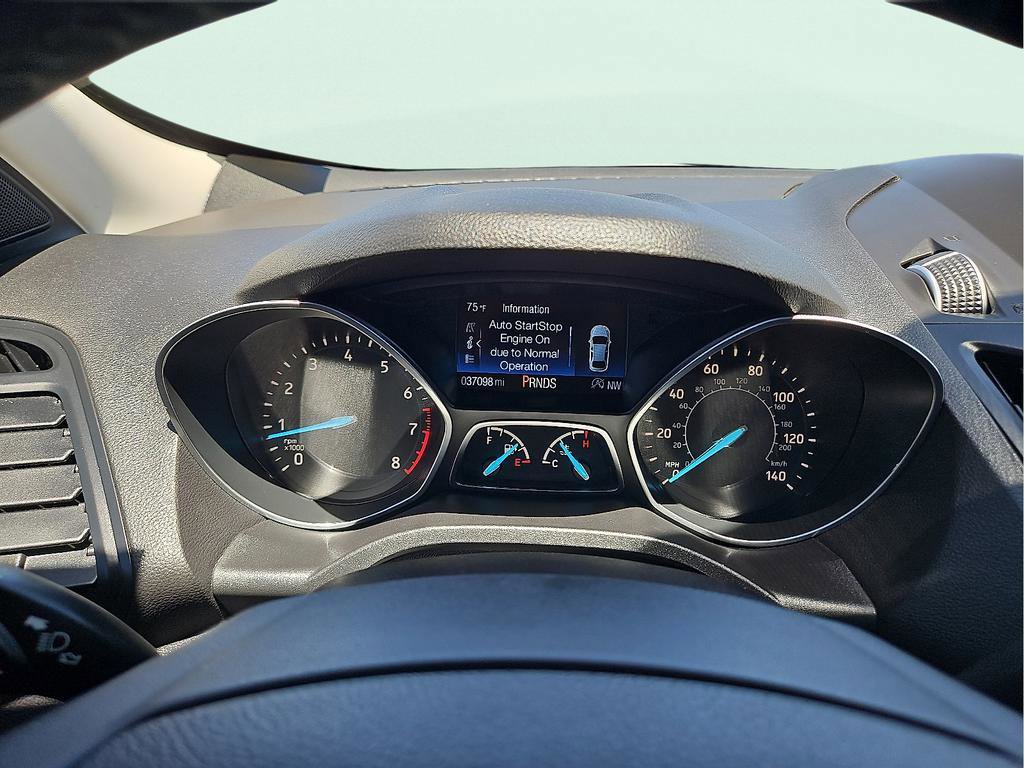 Used 2019 Ford Escape SE FWD image 16