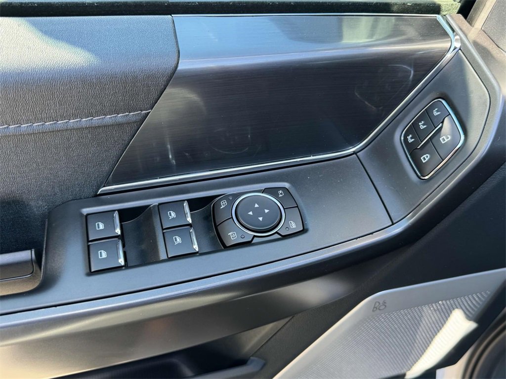 New 2025 Ford F150 Lariat w/ Equipment Group 502A High image 17