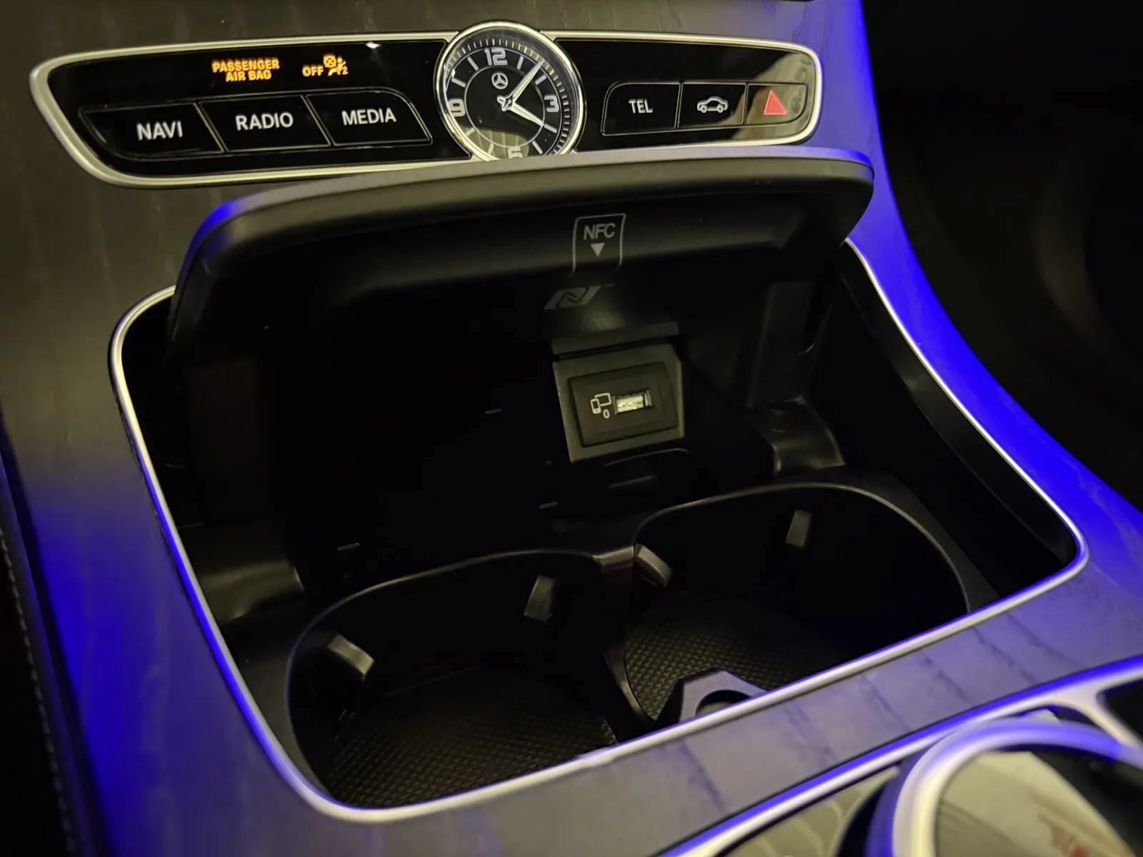 Used 2018 Mercedes-Benz E 300 4MATIC image 26