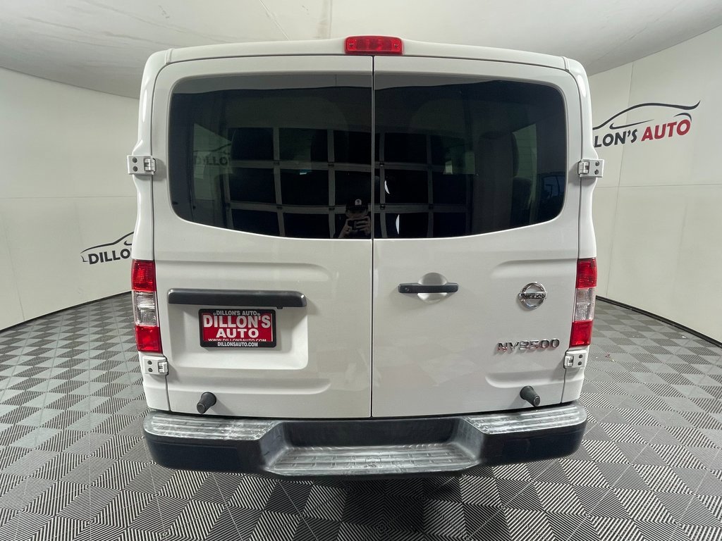 Used 2019 Nissan NV 3500 S image 5