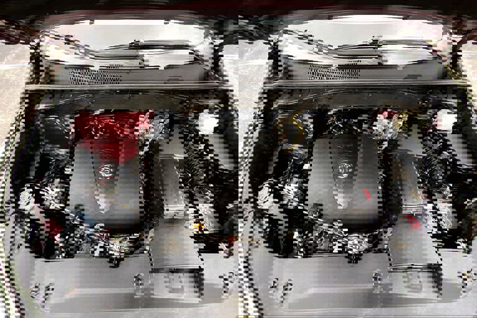 Used 2019 Toyota Highlander XLE image 28