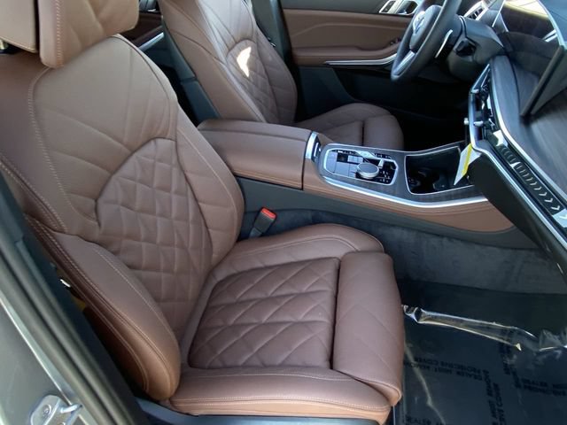 Used 2026 BMW X5 sDrive40i w/ M Sport Package RWD image 11