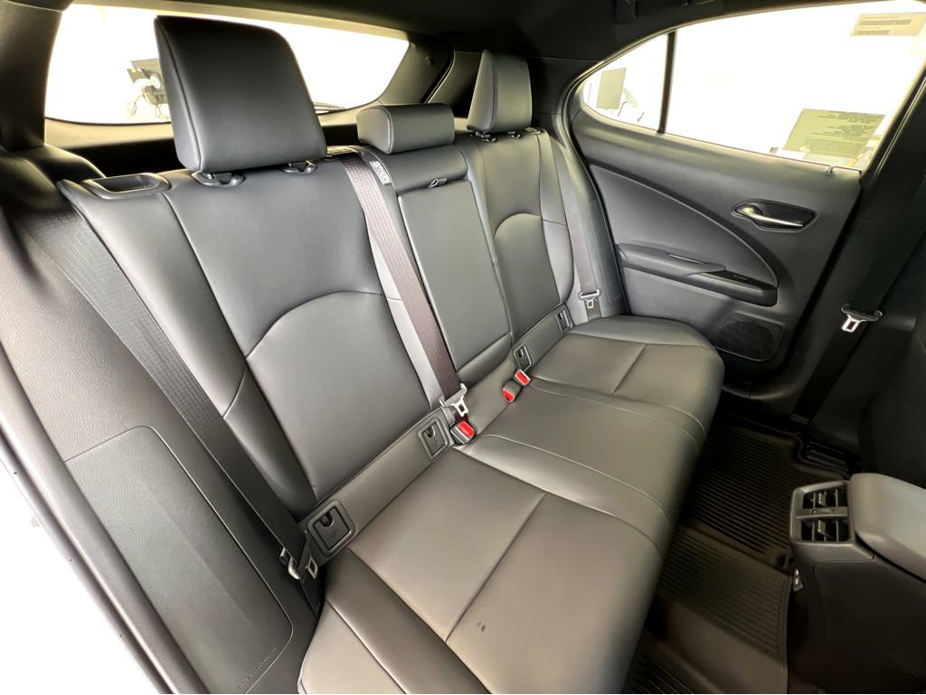 New 2026 Lexus UX 300h AWD image 22