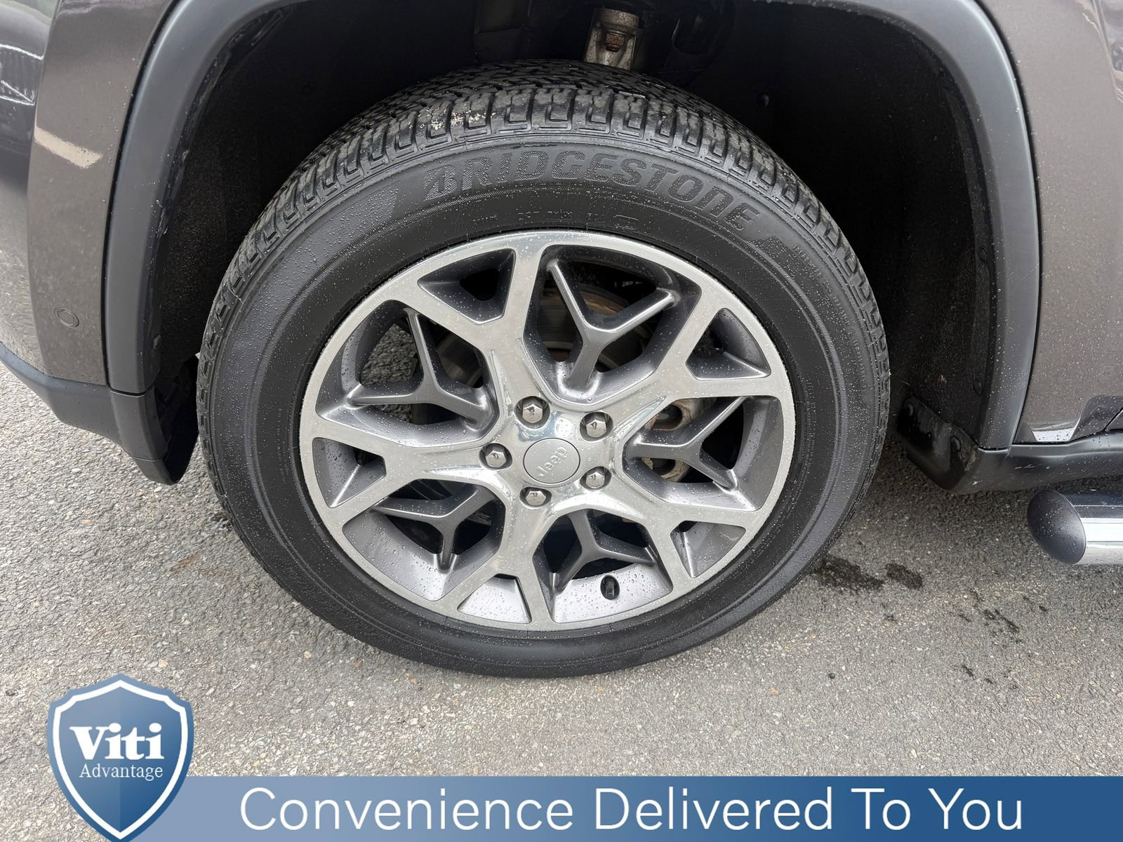 Used 2020 Jeep Grand Cherokee Limited AWD/4WD image 12