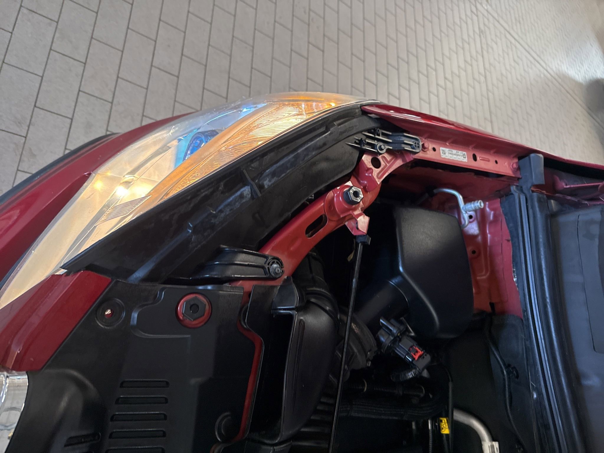 Used 2015 Buick Encore Convenience FWD image 16