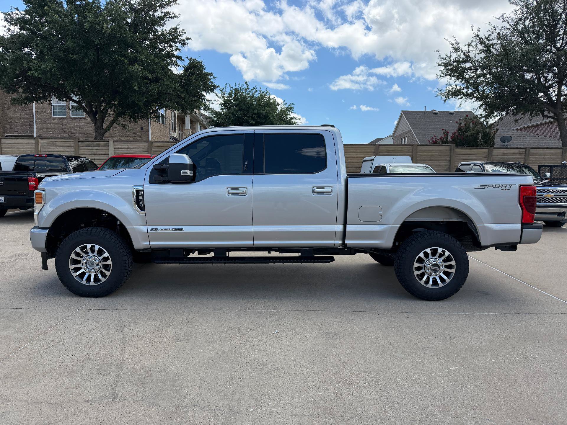 Used 2022 Ford F250 Lariat AWD/4WD image 3