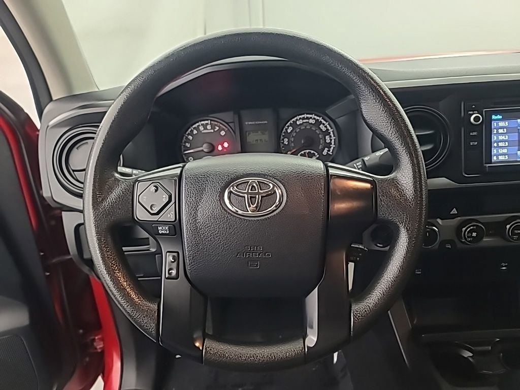 Used 2016 Toyota Tacoma SR image 27