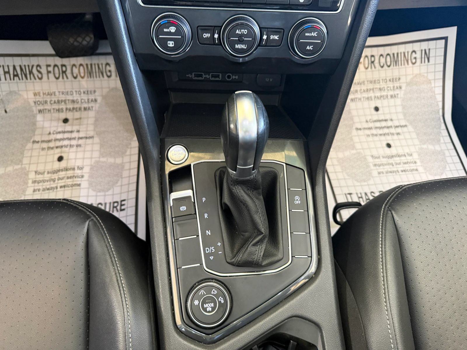 Used 2019 Volkswagen Tiguan SE w/ Panoramic Sunroof Package AWD/4WD image 17