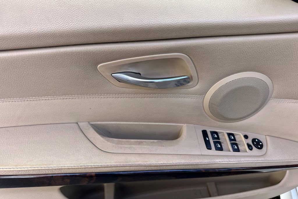 Used 2008 BMW 328i Sedan RWD image 10