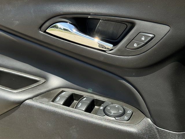 Used 2024 Chevrolet Equinox LT w/ LPO, Floor Liner Package FWD image 27