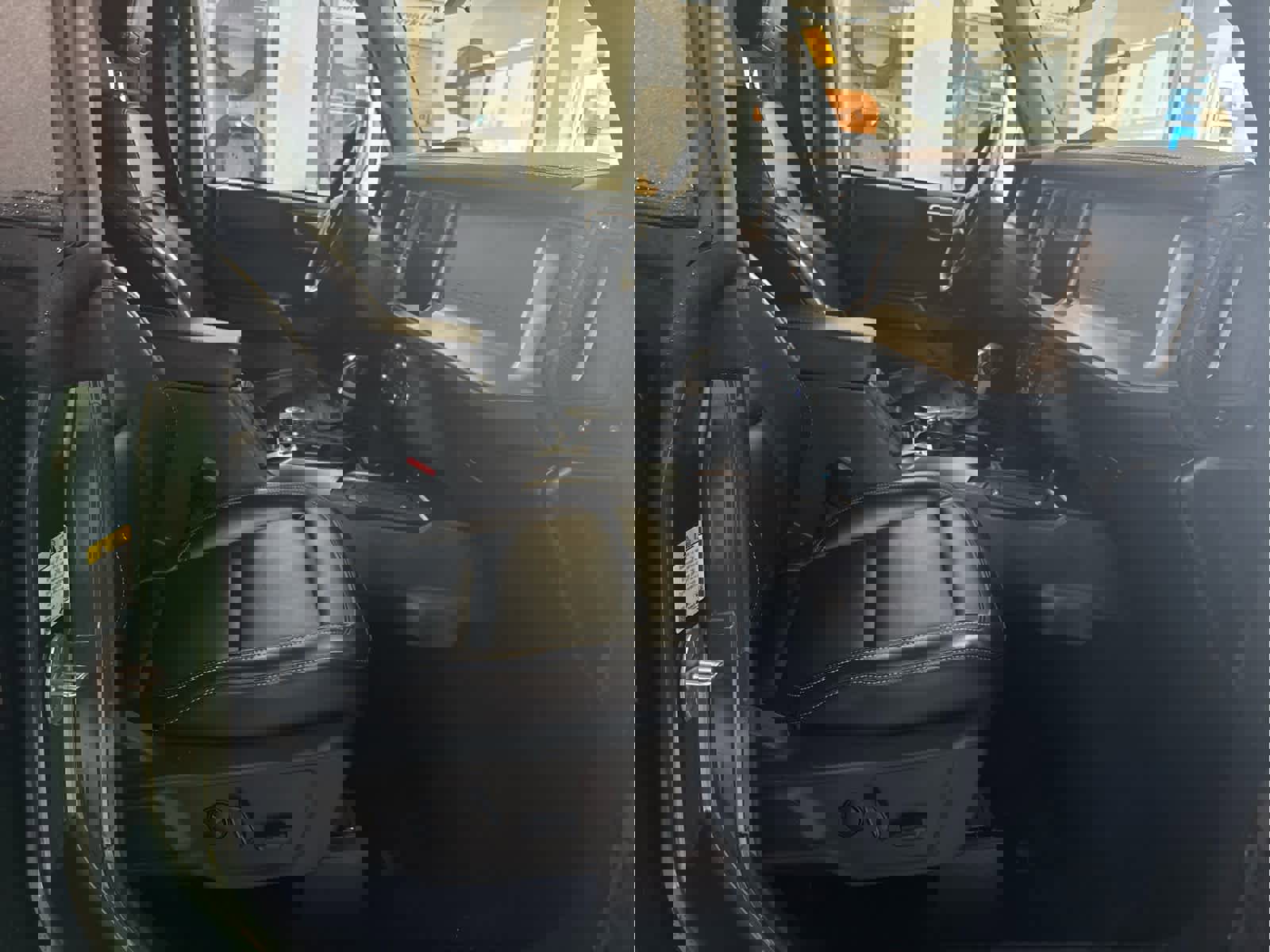 Used 2025 Ford Bronco Outer Banks image 44