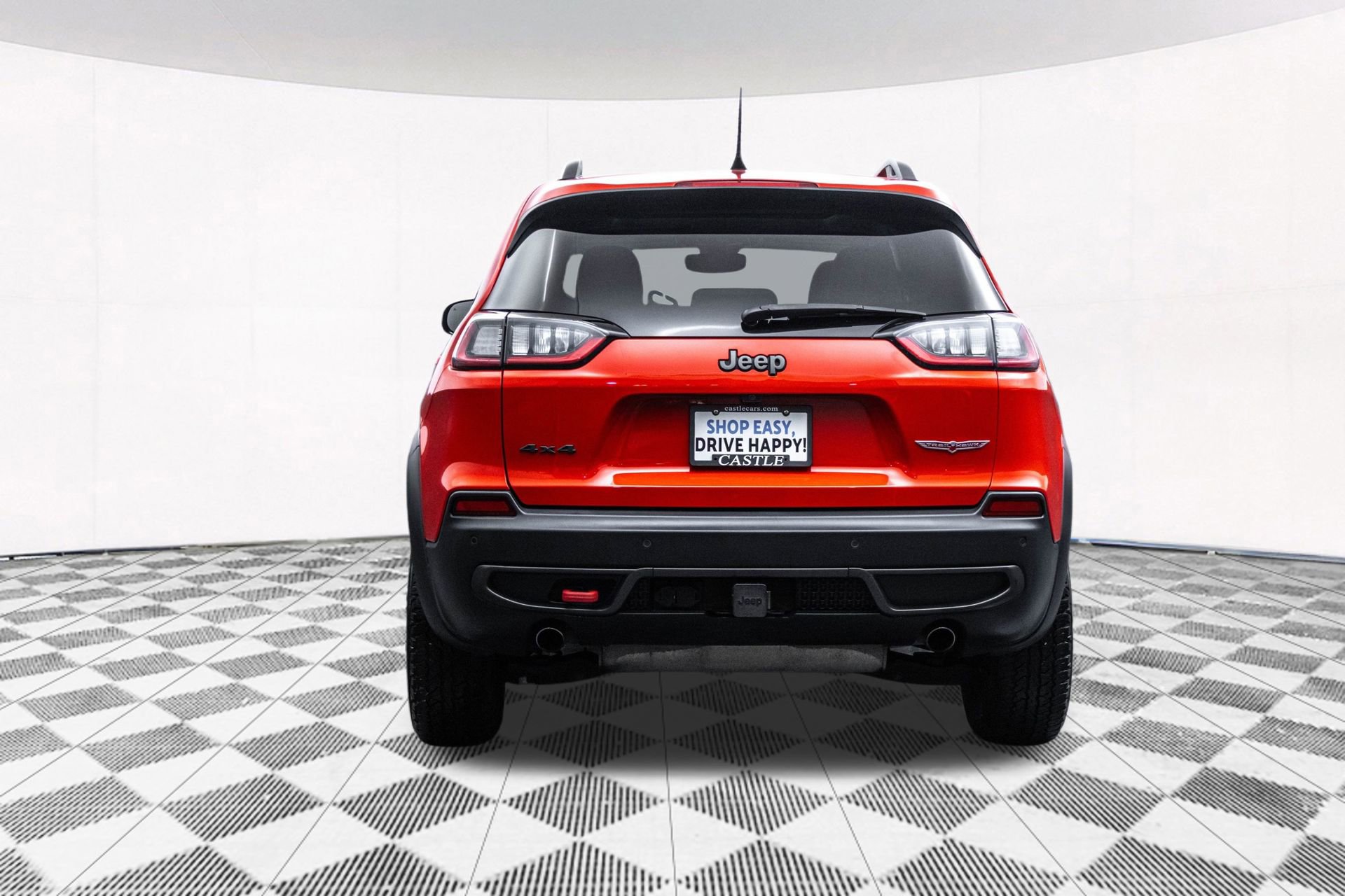 Used 2019 Jeep Cherokee Trailhawk image 10
