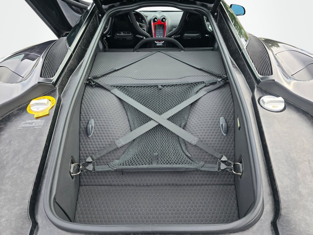 Used 2022 McLaren GT RWD image 12