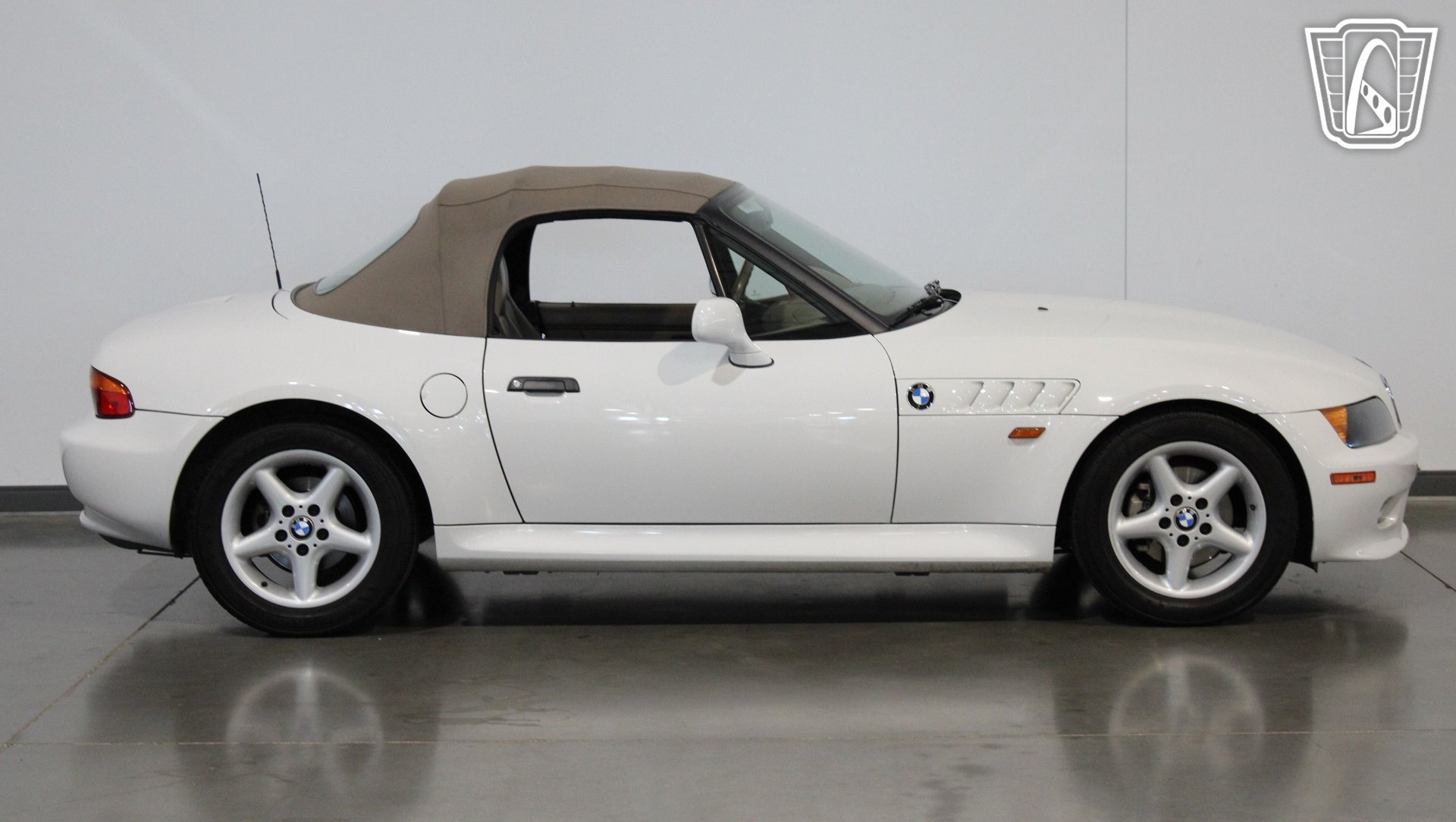 Used 1997 BMW Z3 2.8 RWD image 23