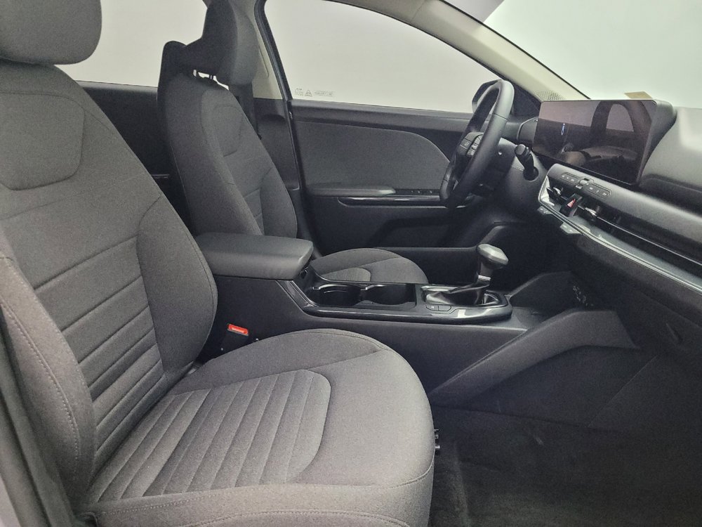 Used 2025 Kia K4 EX FWD image 21