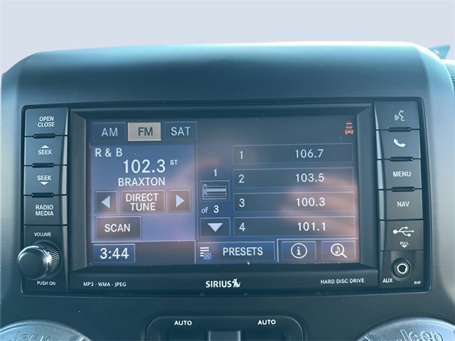 Used 2013 Jeep Wrangler Sahara image 18