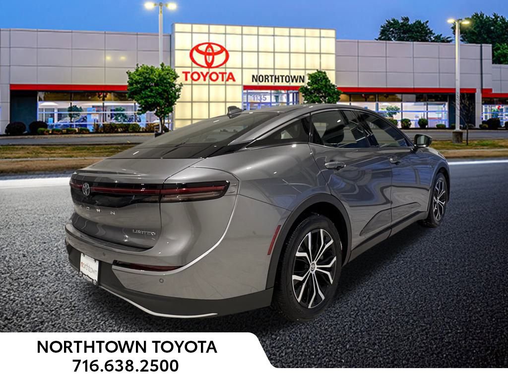 Used 2023 Toyota Crown Limited image 40