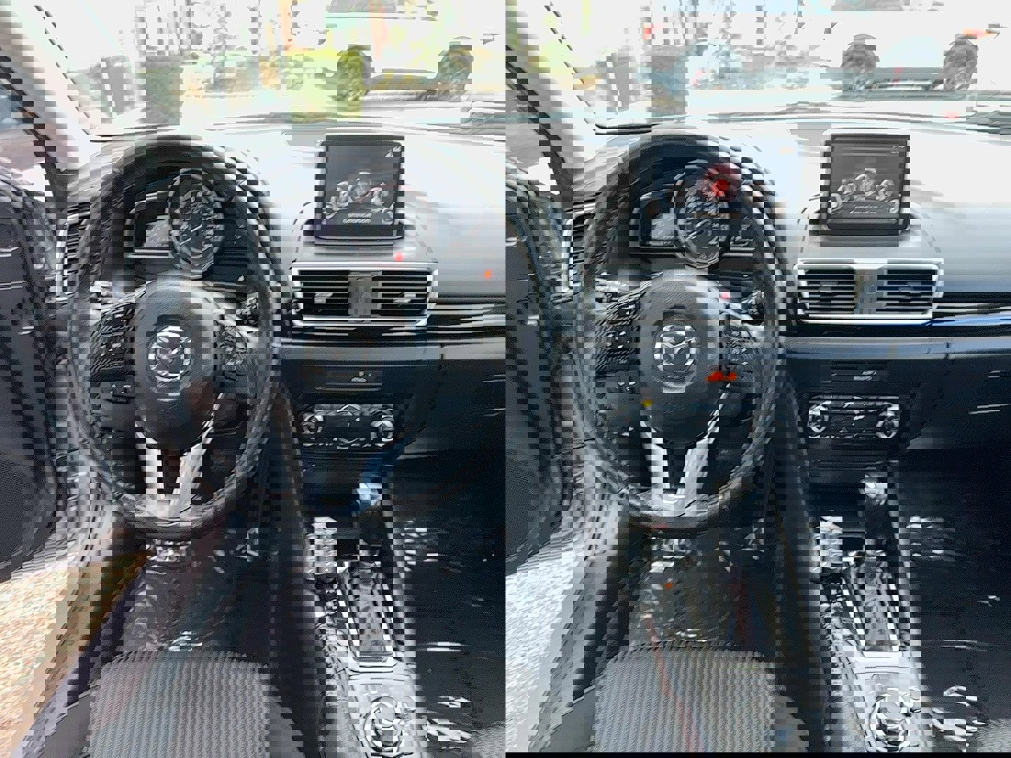 Used 2015 MAZDA MAZDA3 i Touring w/ Technology Package image 7