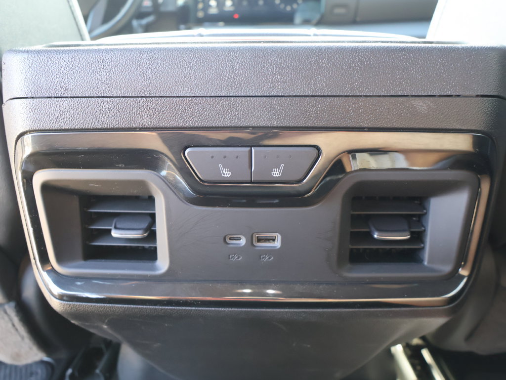 Certified 2024 GMC Sierra 2500 AT4 w/ AT4 Premium Plus Package AWD/4WD image 32