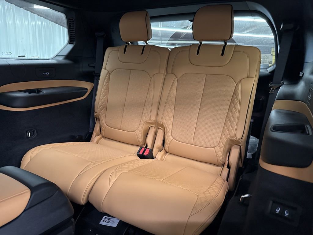 Used 2025 Jeep Grand Cherokee L Summit w/ Advanced Protech Group IV AWD/4WD image 12