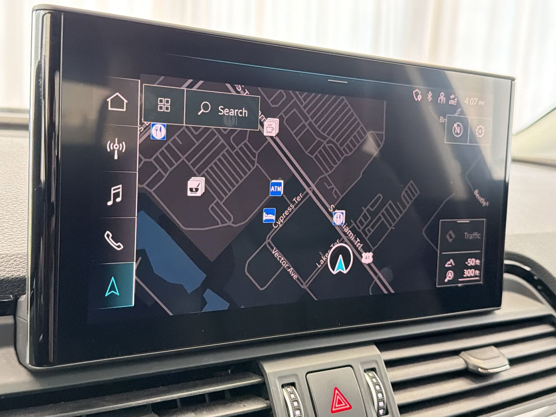 Used 2021 Audi Q5 Prestige w/ Prestige Package image 24