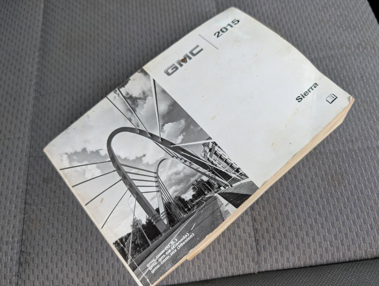 Used 2015 GMC Sierra 3500 2WD Crew Cab image 23