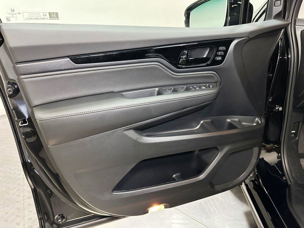 New 2026 Honda Odyssey Elite image 11