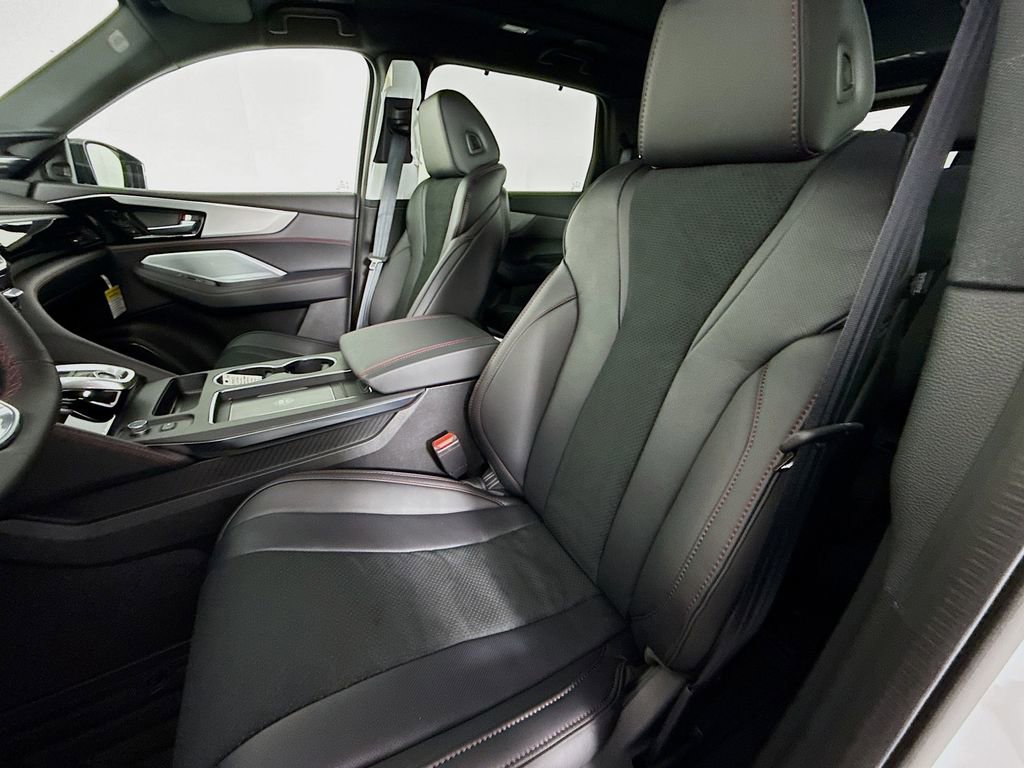 Used 2026 Acura MDX A-Spec image 5