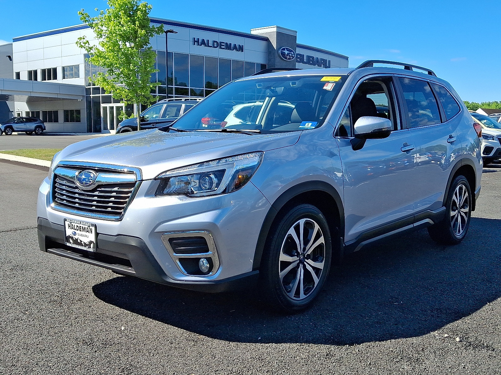 Used 2020 Subaru Forester Limited AWD/4WD image 3