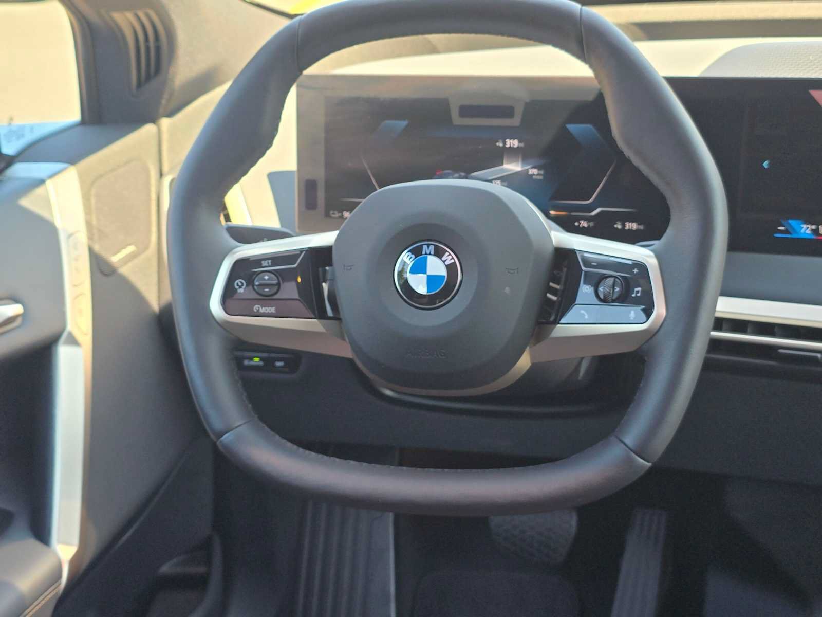 Used 2026 BMW iX xDrive45 AWD/4WD image 19