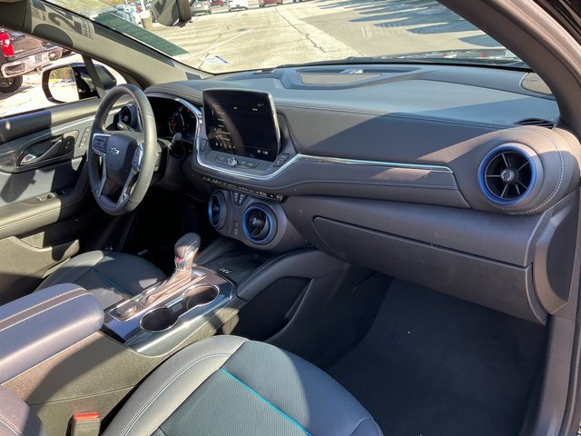 Certified 2024 Chevrolet Blazer RS w/ Driver Confidence II Package image 22