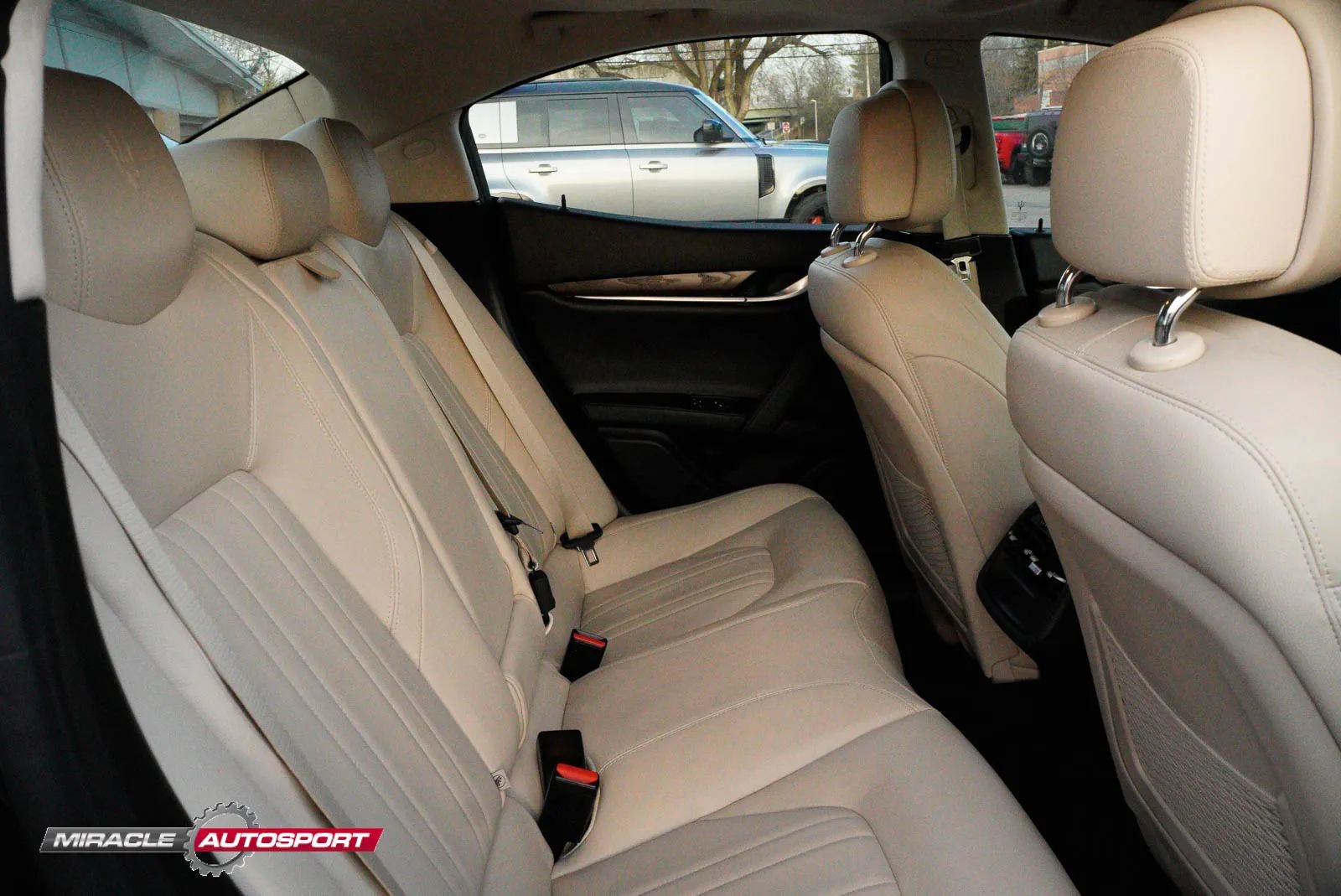 Used 2015 Maserati Ghibli S Q4 image 39