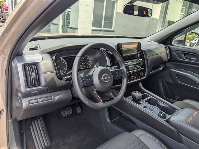 Used 2024 Nissan Pathfinder Rock Creek AWD/4WD image 11