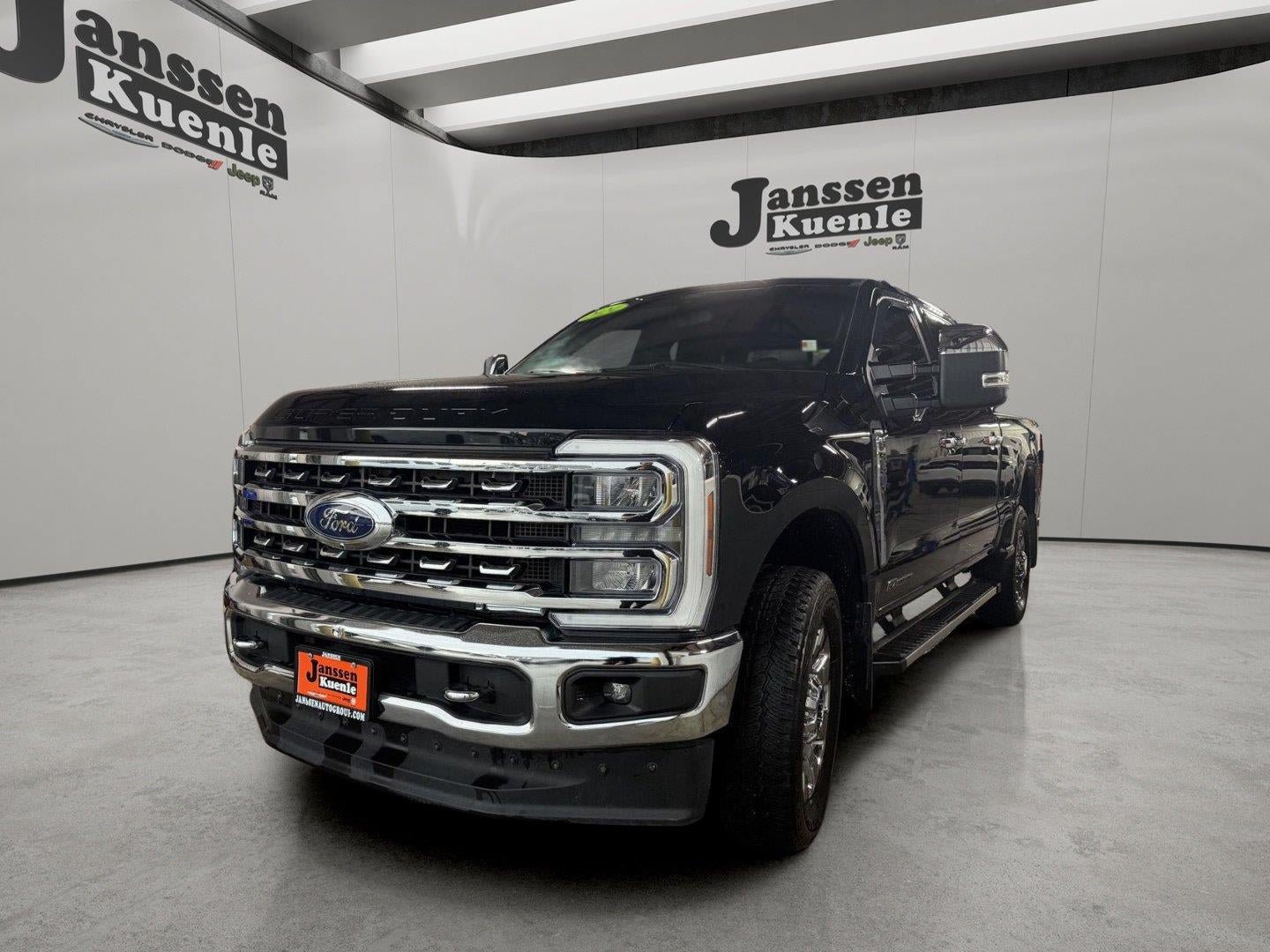 Used 2024 Ford F350 Lariat w/ Chrome Package AWD/4WD image 1