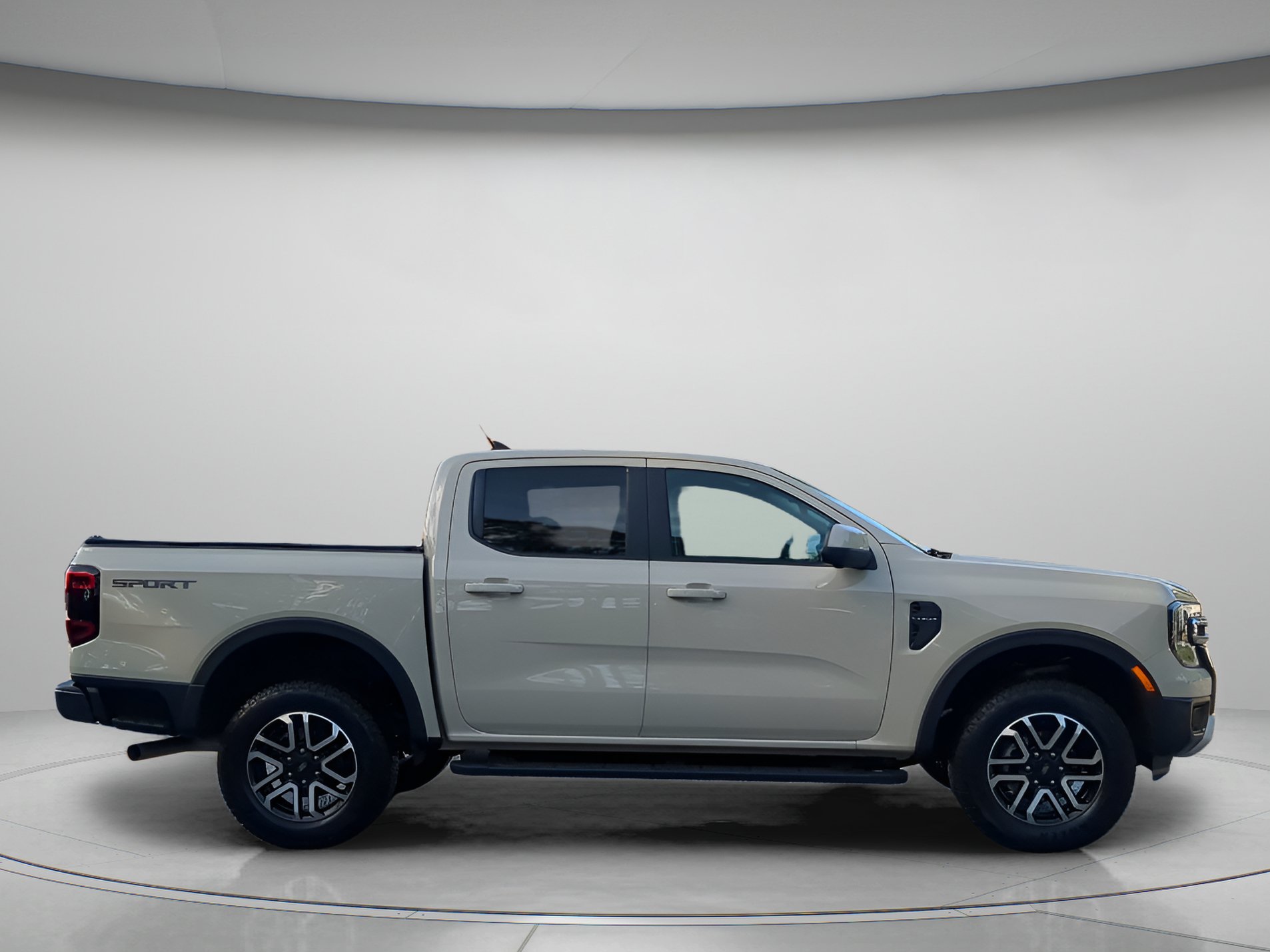 Used 2026 Ford Ranger Lariat RWD image 39