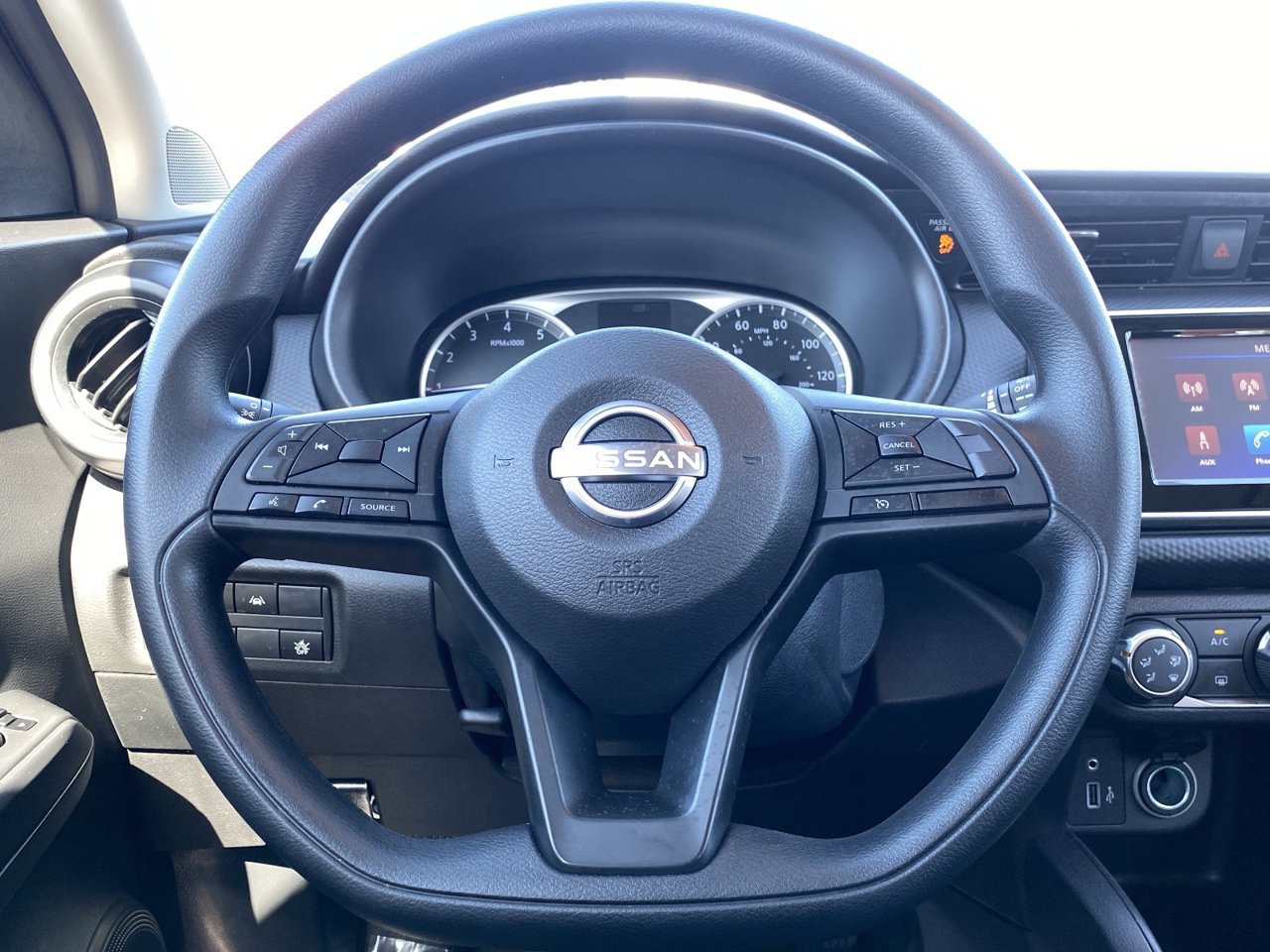 Certified 2025 Nissan Kicks Play S FWD image 24