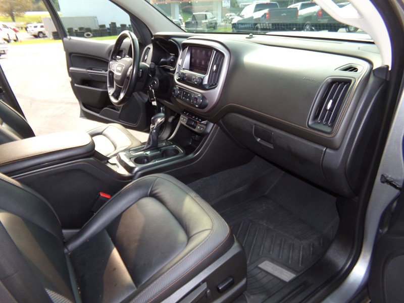 Used 2022 GMC Canyon AT4 image 15