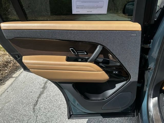 Certified 2024 Land Rover Range Rover Sport SE AWD/4WD image 12