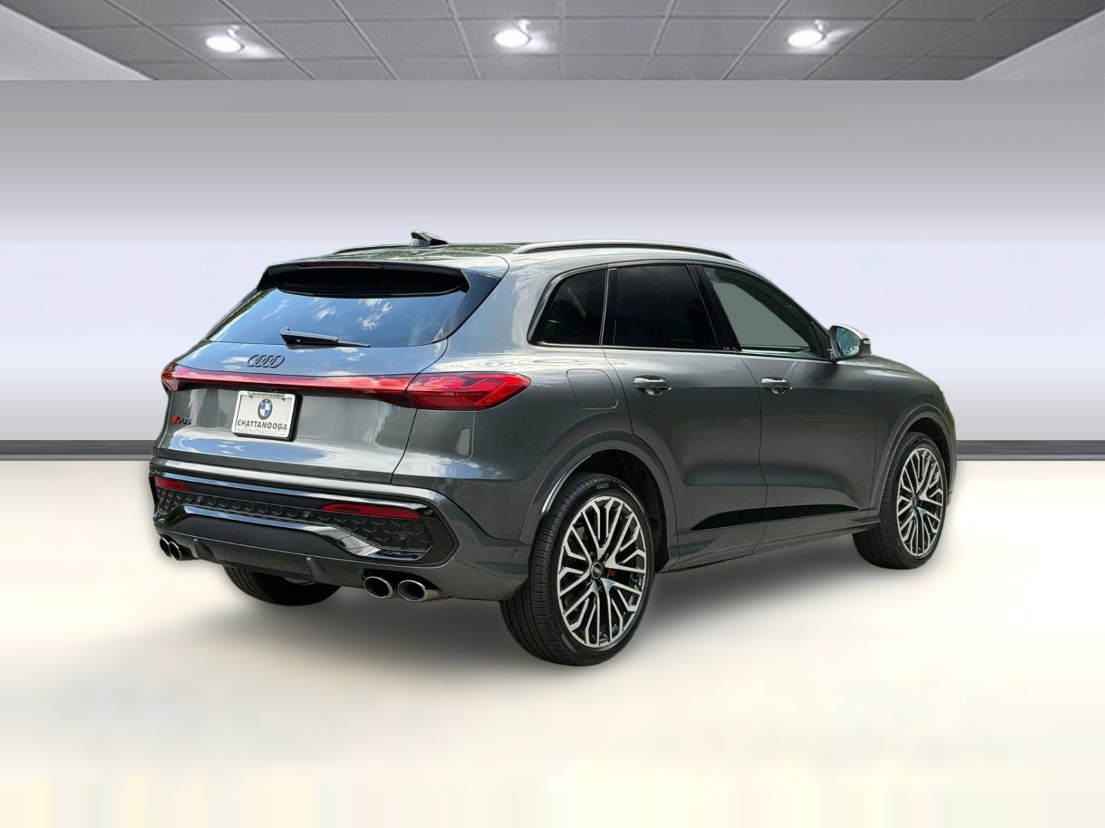 Used 2025 Audi SQ5 Prestige AWD/4WD image 9