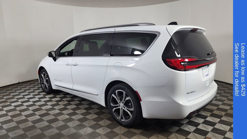 New 2026 Chrysler Pacifica Pinnacle image 6