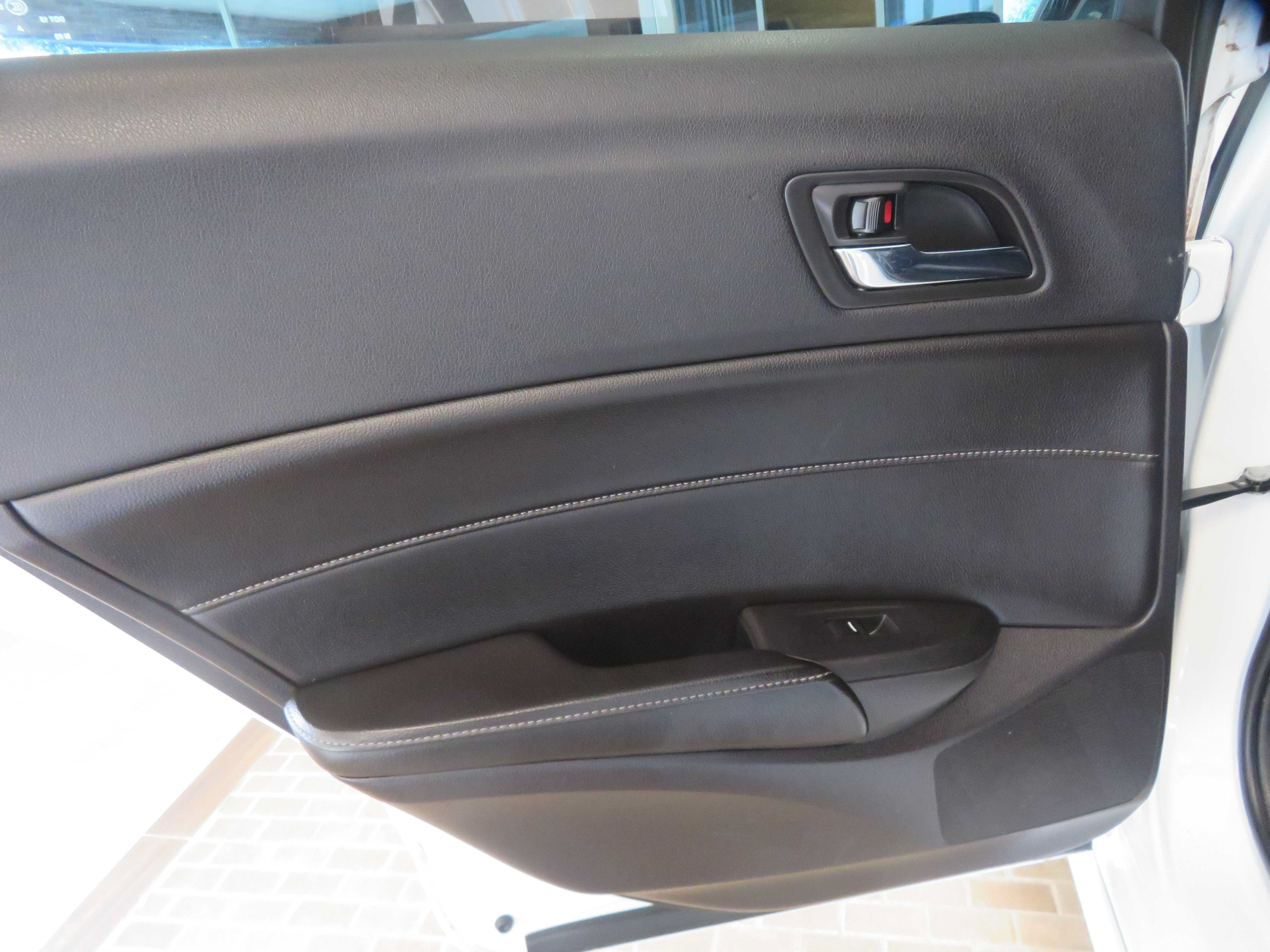 Used 2016 Acura ILX FWD image 17